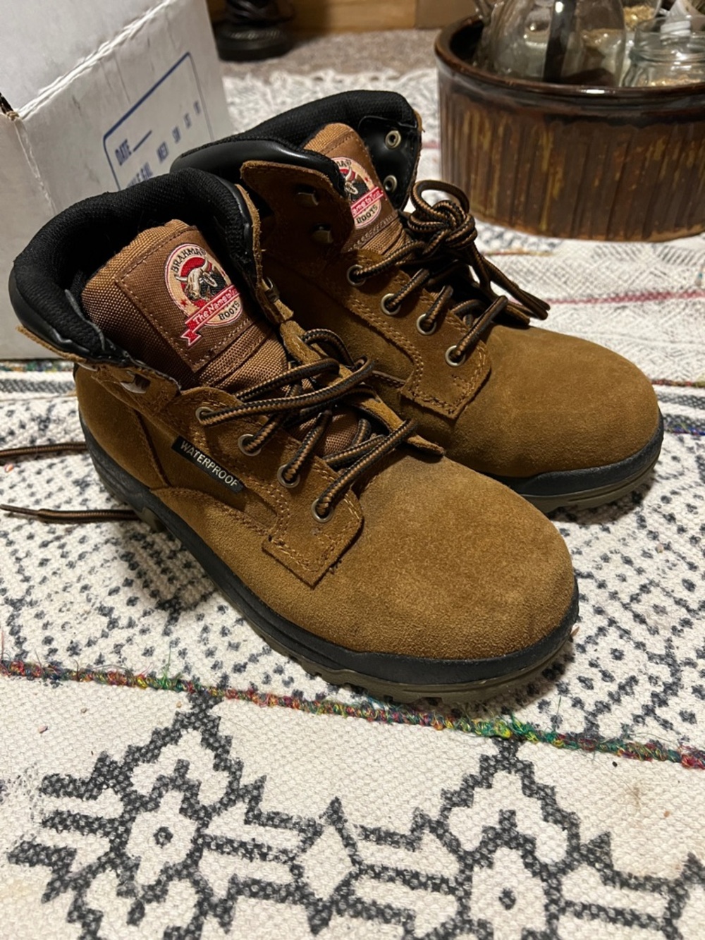 Brahma steel toe size 8 women